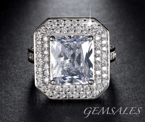 #NEW ARRIVAL# EXCEPTIONAL# SENSATIONAL# 6 CARAT SIMULATED DIAMOND RING-SIZE 8