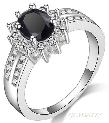 STUNNING BLACK CUBIC ZIRCONIA RING * SIZE 6 *