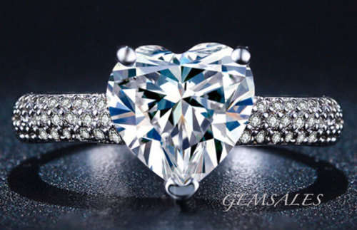 2ct Sim Diamond Ring With Accents CLASSIC STYLE *925*    - SIZE 6  3/4 - N
