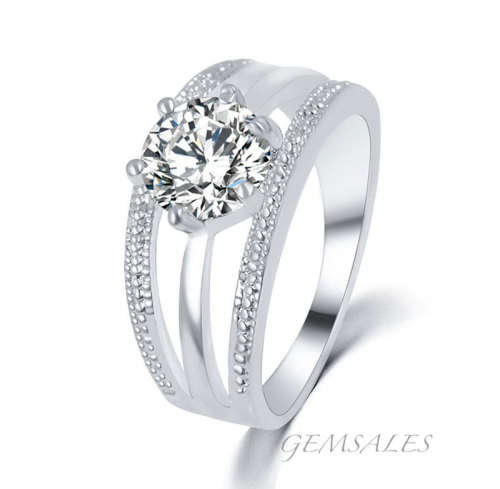 0.84ct CZ  *SILVER PLATED*   *S925*   SIZE   8 - Q  - 57mm
