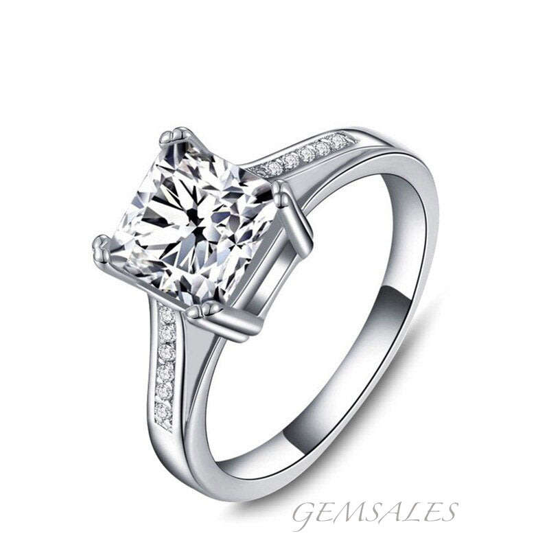2.9ct  Princess Cut Sim Diamond CZ   *18KGP*    SIZE   8