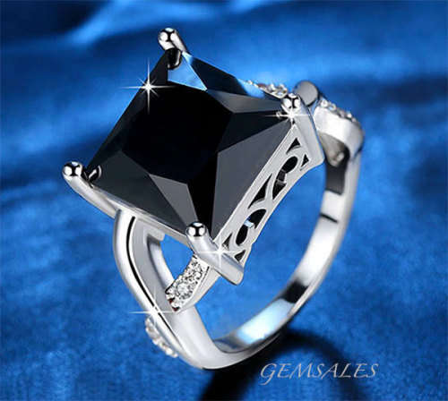9.52ct. PRINCESS CUT BLACK TOPAZ CZ  RING WITH INLAY   SIZE   7.75  -  P 1/2 - 56mm