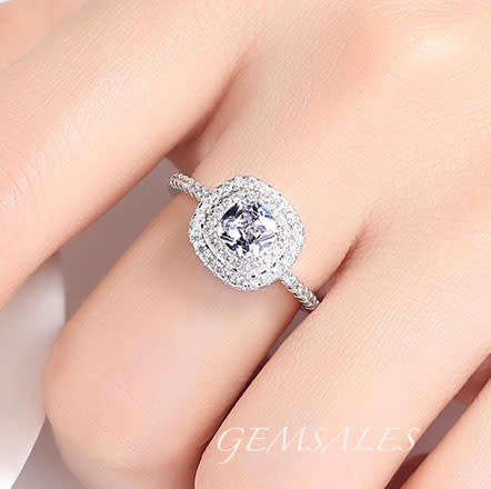 1.43ct  SIM DIAMOND CZ HALO DESIGN WITH INLAY    SIZES AVAILABLE    5.75  /  6.75  /  7.75