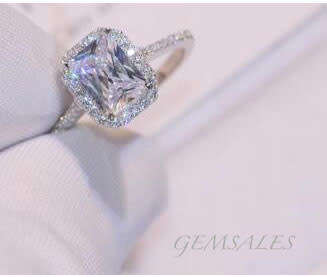 2.62ct CUSHION CUT SIM DIAMOND CZ IN HALO SETTING    SIZE   7  - O - 54.5mm