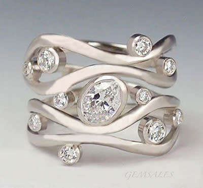 DESIGNER RING WITH WHITE TOPAZ CZ IN TUBE SETTING   SIZES AVAILABLE   7.75   /   9.75