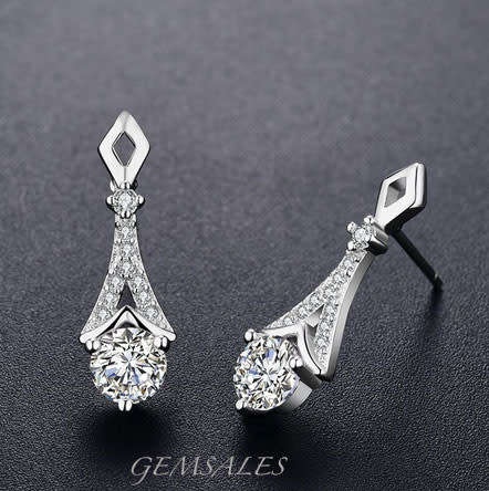 STYLISH ELEGANT .50ct BRILLIANT CUT CZ DROP EARRINGS  *S925*