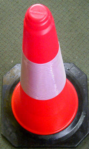 TRAFFIC CONE 75CM