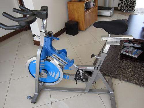 Raleigh Still Standing Spinning Bike, the best in it's class. EXCELLENT PRICE !