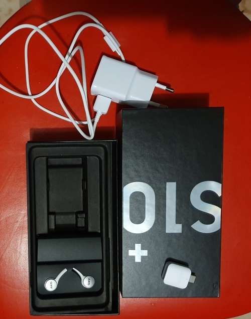 MINT CONDITION SAMSUNG GALAXY S10 PLUS 128GB WHITE