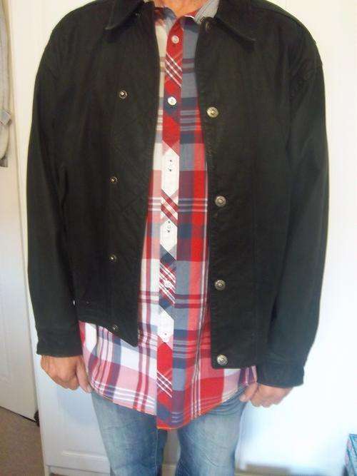 Genuine Leather Claiborne Men's Jacket. Large. Very good condition.