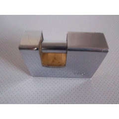 Viro Impregnable Close Shackle Insurance Locks.