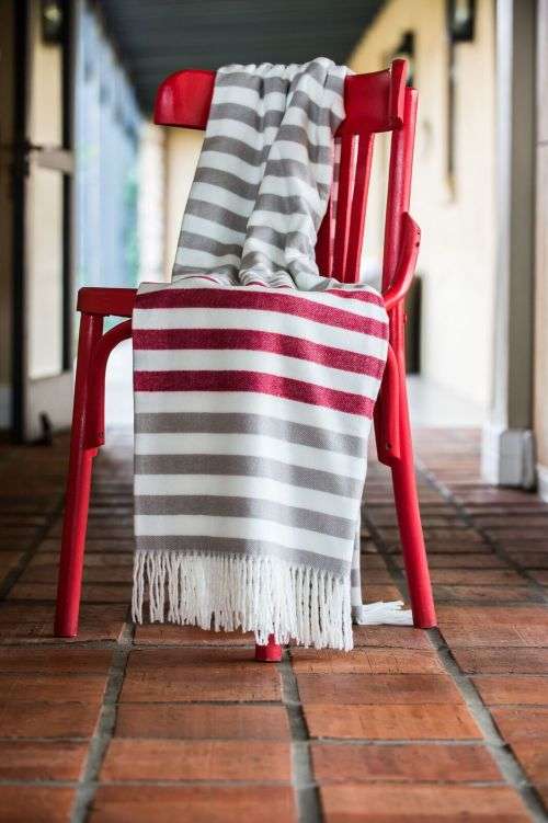 Aranda Haven & Earth Throws Size 150x200 cm Melody