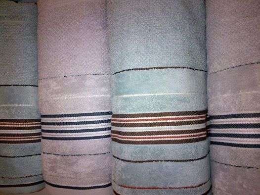 Luxury Textured bath sheet R80