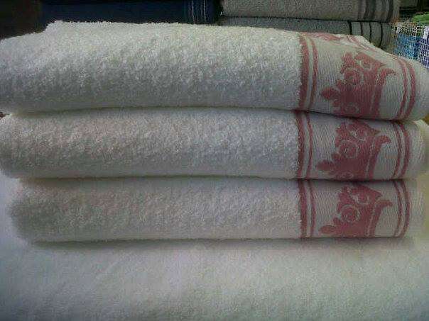 Glodina crown bath towel - R 50