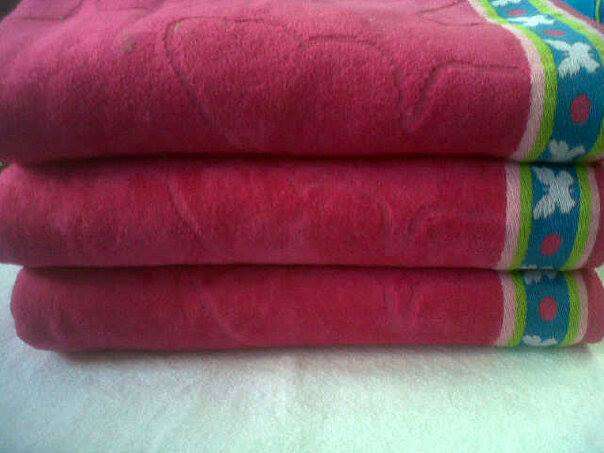 VELOUR BEACH TOWEL 70X130CM CERISE