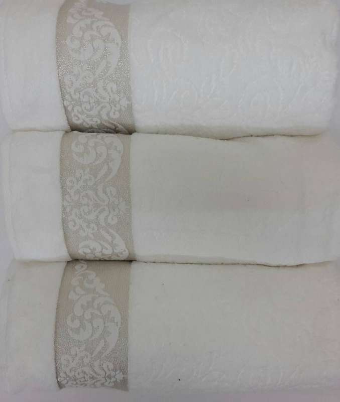 Bath towel 70x130 cm - R60 ea