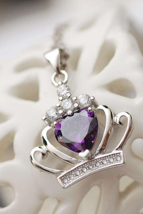 NECKLACE SILVER, CLEAR CRYSTAL, PLATINUM PLATED, TWISTED SINGAPORE CHAIN.
