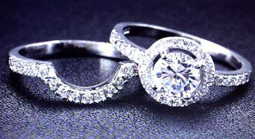 Stunning 925 Silver Filled White Sapphire Wedding/Engagement Ring Set- Size 7