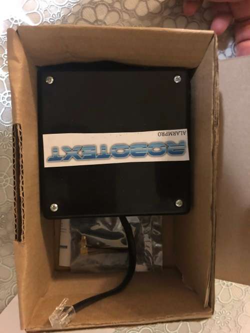 Roboguard kit4 with RoboText SMS Alert - Deluxe Wireless Outdoor Alarm System