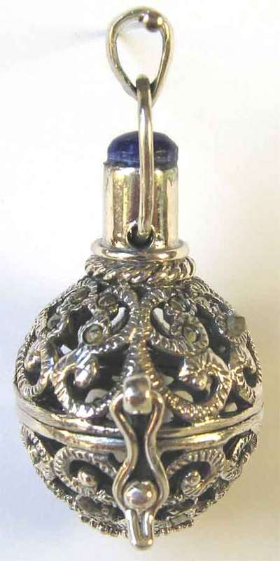 Beautiful - Sterling Silver  and  Lapis lazuli " Rattle " Pendant.