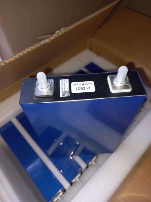Lithium cells