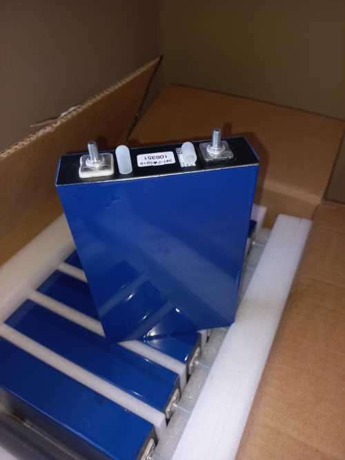 Lithium cells
