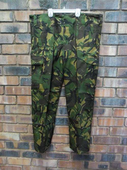 botswana army camo pants size 36
