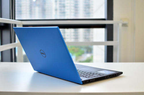 DELL INSPIRON 15 5000***BARGAIN BUY***512GB SSD***SUPER FAST***IMMACULATE