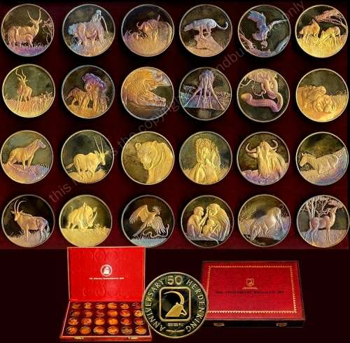 24pce Gilded Silver Wildlife Society Medallion Set