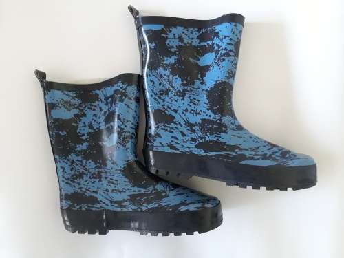 Kids Waterproof Rain Boots  - SIZE 34/2