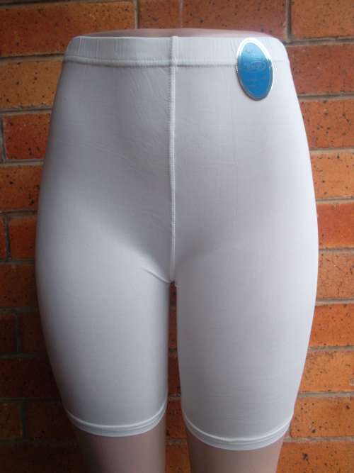 Women's High Waist Tummy Control Short Leggings  - L