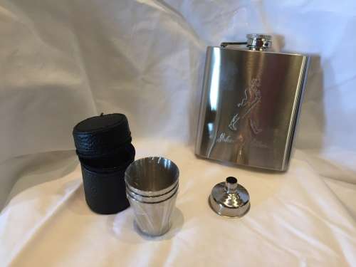 Johnnie Walker Hip Flask Gift Set