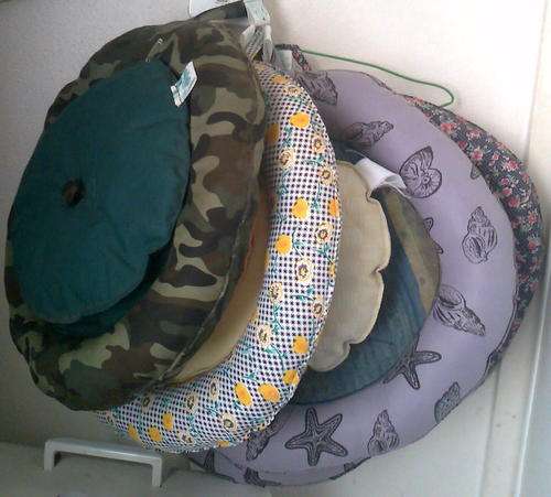 Bulk-lot of cat beds - All handmade with care