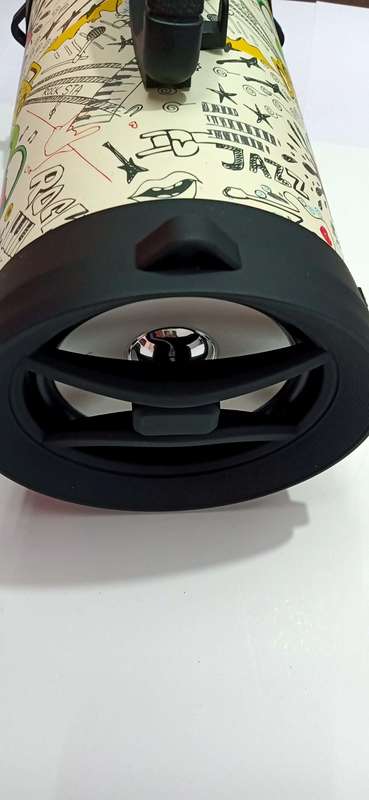 Wireless bluetooth speaker, multifunctional speaker