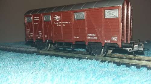 HO LIMA covered wagon