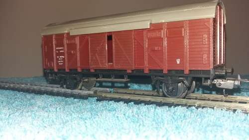 HO LIMA open door wagon