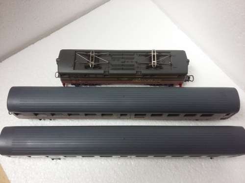 LIMA SAR Metroblitz loco & 2 Passenger coaches