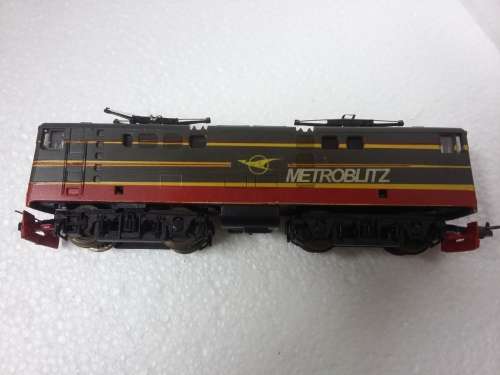 LIMA SAR Metroblitz loco & 2 Passenger coaches