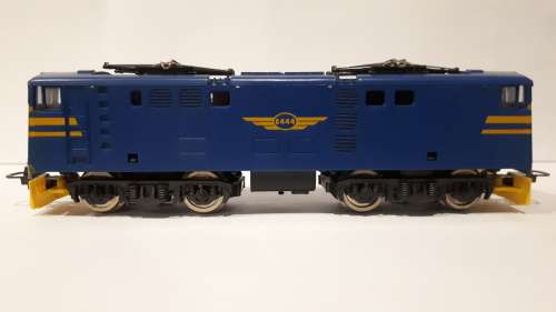 LIMA SAR - E919 loco