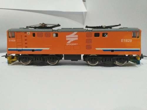 LIMA SAR E919 loco Spoornet