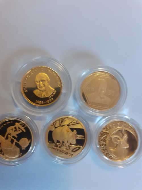 Assorted gold coins