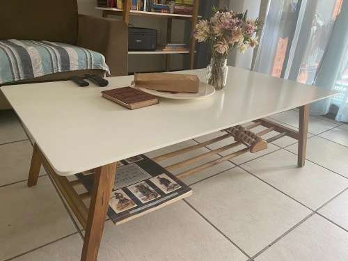 COFFEE TABLE WHITE TOP AND WOODEN LEGS