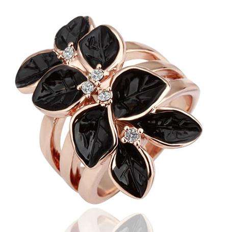 BEAUTIFUL 18K ROSE GOLD PLATED RING!!