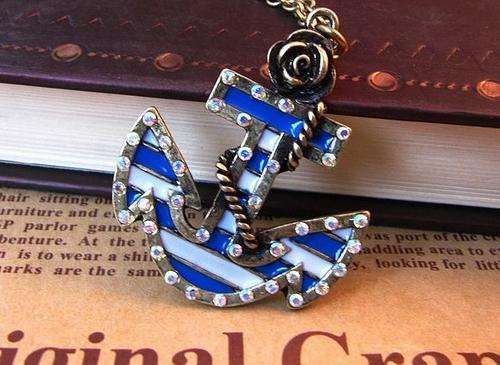 Fashion Jewelry Beautiful Sweater Chain / Necklace