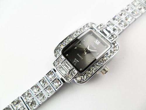 Fashionable Quartz Lady's Watch