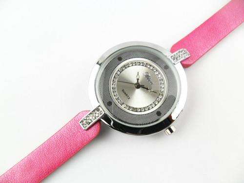 Fashionable Quartz Lady's Watch