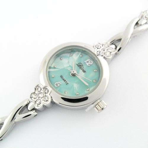 Fashionable Quartz Lady's Watch