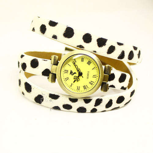 Fashionable Retro  Leather Quartz Lady's Watch