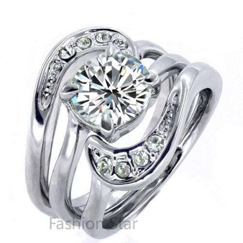Fashion Jewelry Beautiful 18K GOLD PLATED RING!! Size 7 or O