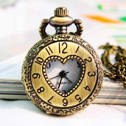 Fashionable Retro Mini  Pocket Watch With Chain.